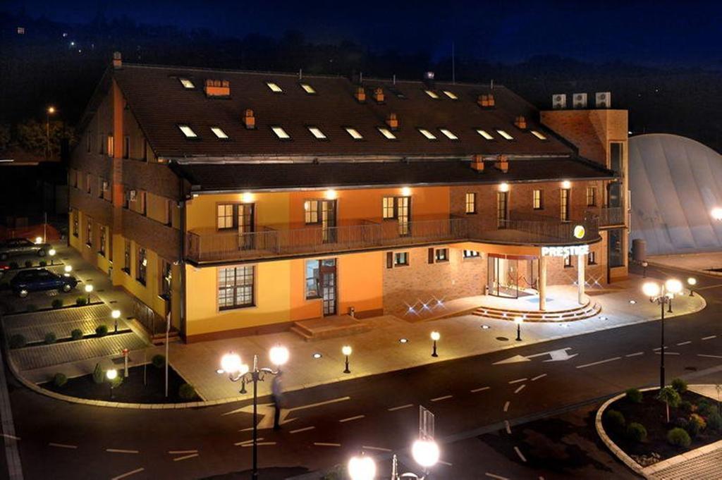 Hotel Prestige Belgrad Exterior foto