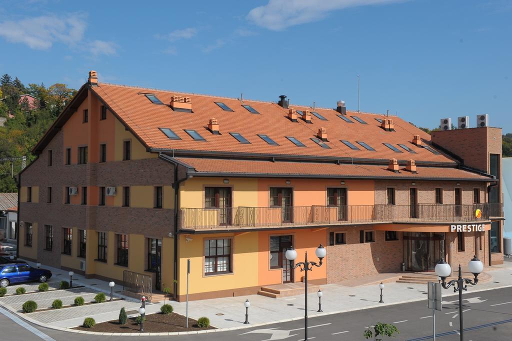 Hotel Prestige Belgrad Exterior foto
