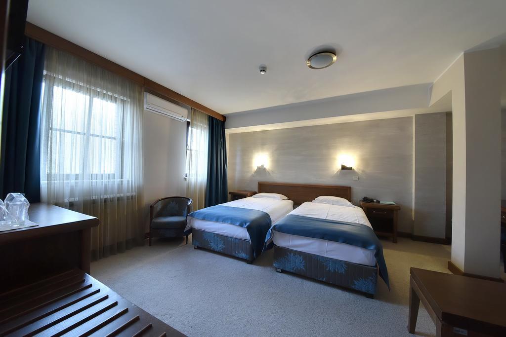 Hotel Prestige Belgrad Exterior foto